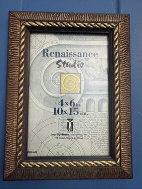 Bronze Finish Decorative Picture Frame - 4x6